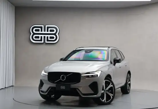 VOLVO-XC60-2022