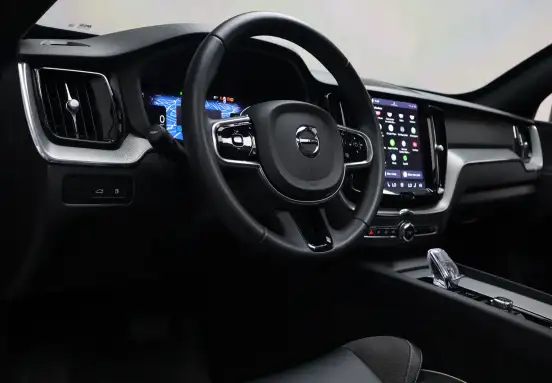 VOLVO-XC60-2022