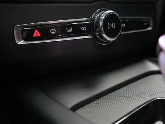 VOLVO-XC60-2.0 T8 RECHARGE ULTIMATE DARK AWD GEARTRONIC VOLVO-XC60-2022