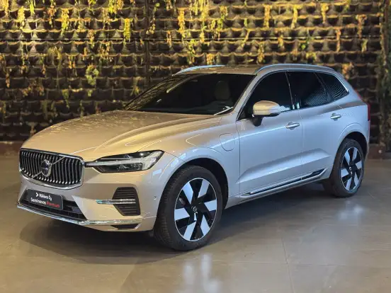 VOLVO-XC60-2024