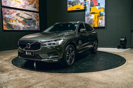 VOLVO-XC60-2.0 T5 GASOLINA MOMENTUM AWD GEARTRONIC VOLVO-XC60-2019
