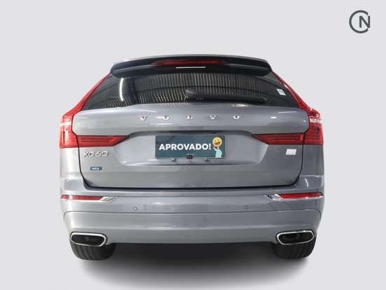 VOLVO-XC60-2021