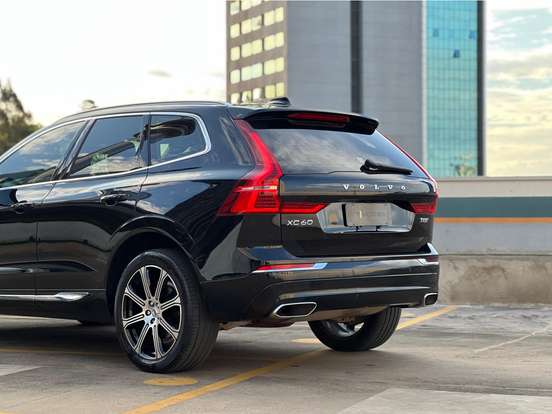 VOLVO-XC60-2.0 T8 HYBRID INSCRIPTION AWD GEARTRONIC VOLVO-XC60-2020