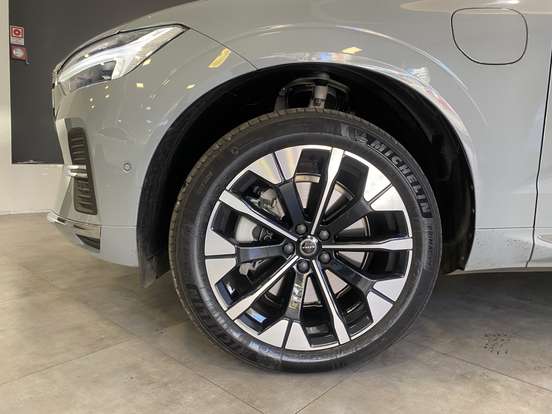 VOLVO-XC60-2.0 T8 PHEV ULTRA AWD GEARTRONIC VOLVO-XC60-2025
