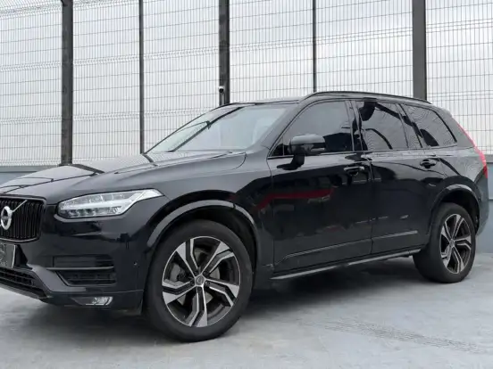 VOLVO-XC90-2.0 D5 DIESEL INSCRIPTION AWD GEARTRONIC VOLVO-XC90-2018