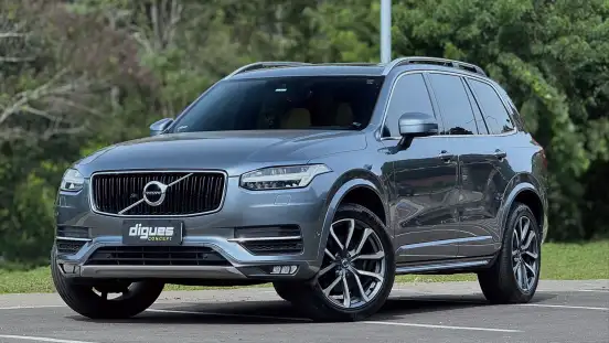 VOLVO-XC90-2017