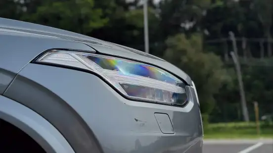 VOLVO-XC90-2017
