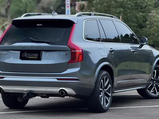 VOLVO-XC90-2.0 T6 GASOLINA MOMENTUM AWD GEARTRONIC VOLVO-XC90-2017