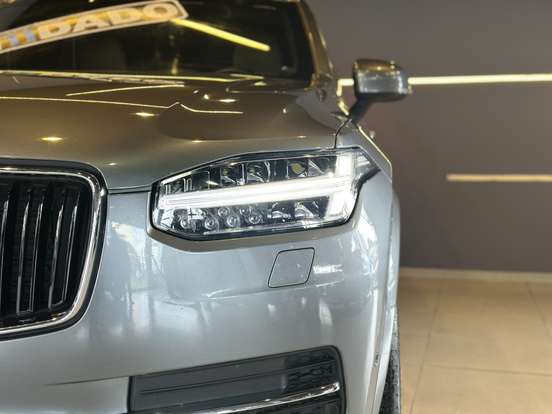 VOLVO-XC90-2.0 T6 GASOLINA MOMENTUM AWD GEARTRONIC VOLVO-XC90-2019