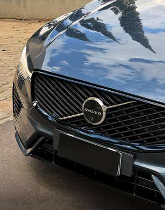 VOLVO-XC60-2.0 T8 PHEV ULTRA DARK AWD GEARTRONIC VOLVO-XC60-2025