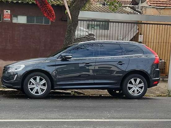 VOLVO-XC60-2.4 D5 KINETIC DIESEL AWD 4P AUTOMÁTICO VOLVO-XC60-2016