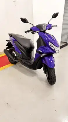 YAMAHA-FLUO 125 ABS-2023