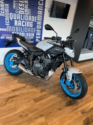 YAMAHA MT-07 CONNECTED ABS 