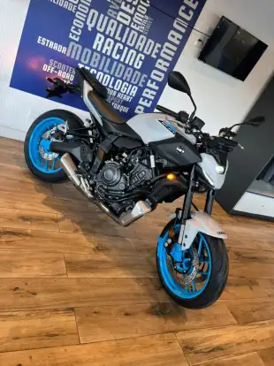 YAMAHA-MT-07 CONNECTED ABS-2026