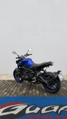 YAMAHA-MT-09-2024