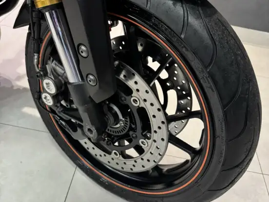 YAMAHA-MT-09 YAMAHA-MT-09-2015