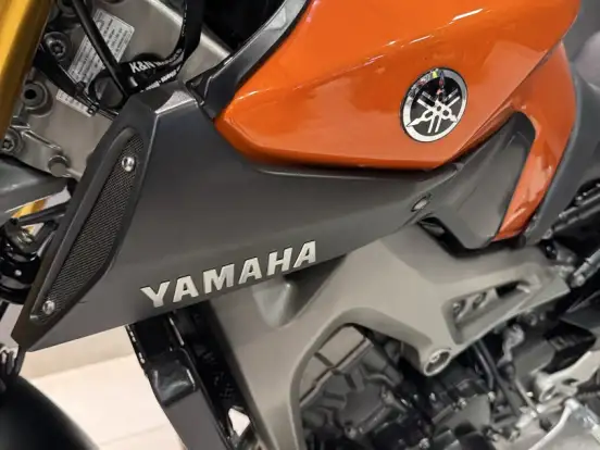YAMAHA-MT-09 YAMAHA-MT-09-2015