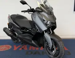 YAMAHA XMAX 300 CONNECTED ABS YAMAHA XMAX 300 CONNECTED ABS
