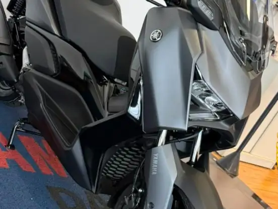 YAMAHA-XMAX 300 CONNECTED ABS YAMAHA-XMAX 300 CONNECTED ABS-2026