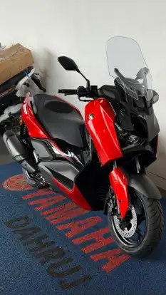 YAMAHA-XMAX 300 CONNECTED ABS-2026