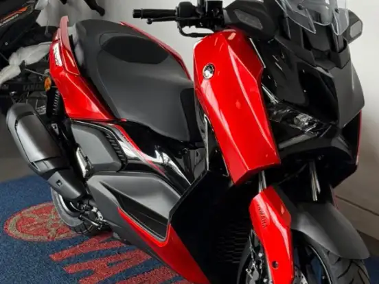 YAMAHA-XMAX 300 CONNECTED ABS YAMAHA-XMAX 300 CONNECTED ABS-2026