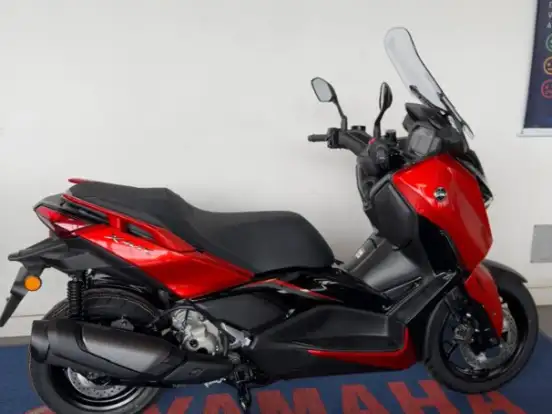YAMAHA-XMAX 300 CONNECTED ABS YAMAHA-XMAX 300 CONNECTED ABS-2026