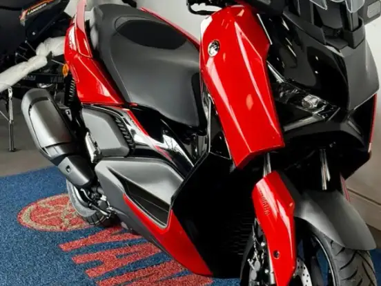 YAMAHA-XMAX 300 CONNECTED ABS YAMAHA-XMAX 300 CONNECTED ABS-2026