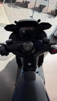 YAMAHA-XMAX 300 CONNECTED ABS-2026