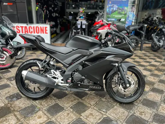 YAMAHA YZF R15 