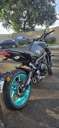 YAMAHA-MT-09-2023