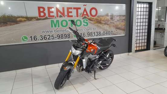 YAMAHA-MT-09 YAMAHA-MT-09-2015