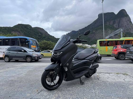 YAMAHA NMAX CONNECTED 160 ABS 