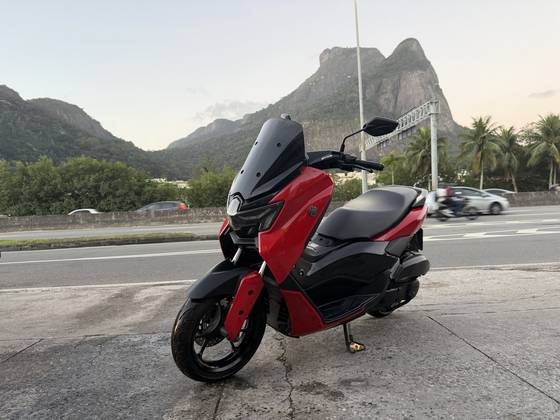 YAMAHA NMAX CONNECTED 160 ABS 
