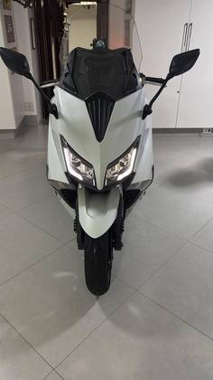 YAMAHA TMAX ABS 
