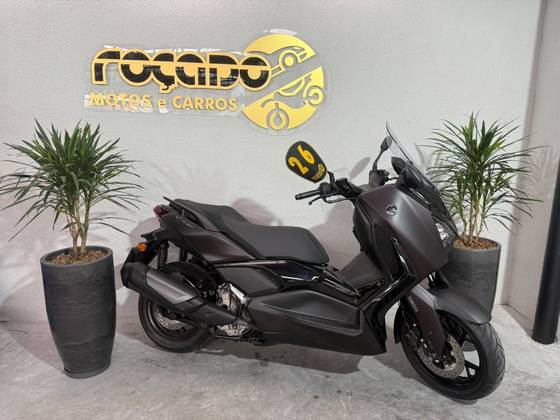 YAMAHA XMAX 300 CONNECTED ABS 