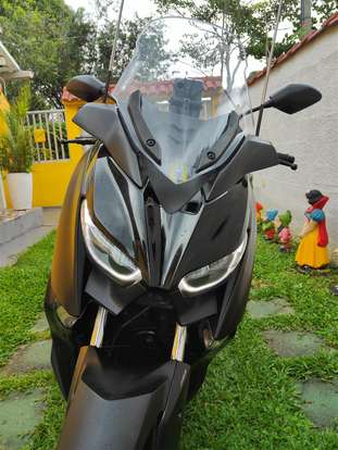 YAMAHA-XMAX ABS-2021
