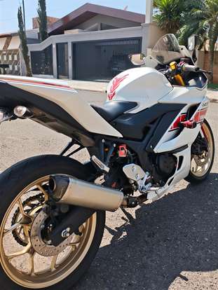 YAMAHA-YZF R3 60th ANNIVERSARY ABS-2023