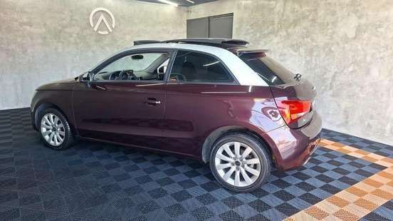 AUDI-A1-1.4 TFSI ATTRACTION 16V 122CV GASOLINA 2P AUTOMÁTICO AUDI-A1-2011