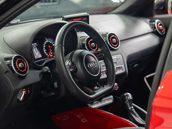 AUDI-A1-2015