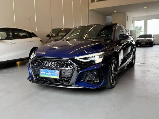 AUDI-A3-2021