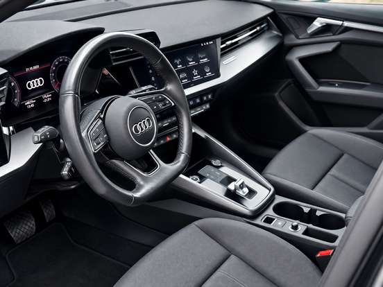 AUDI-A3-2024