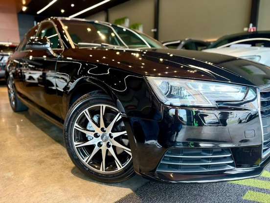 AUDI-A4-2017