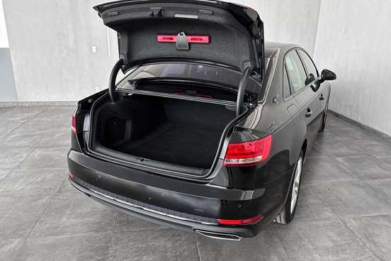 AUDI-A4-2.0 TFSI GASOLINA PRESTIGE S TRONIC AUDI-A4-2019