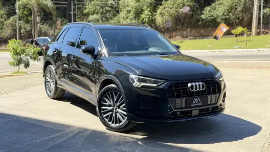 AUDI-Q3-2020