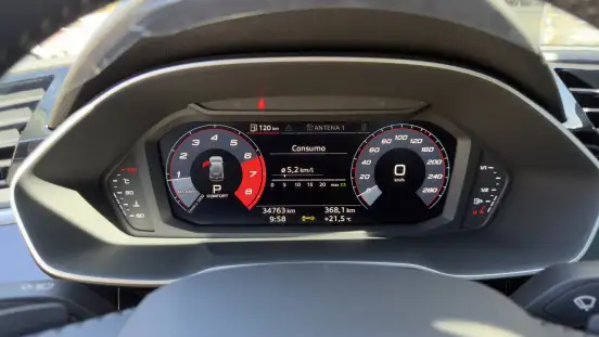 AUDI-Q3-2020