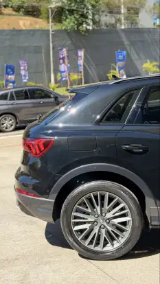 AUDI-Q3-2020