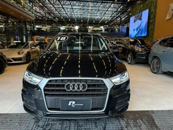 AUDI-Q3-2018