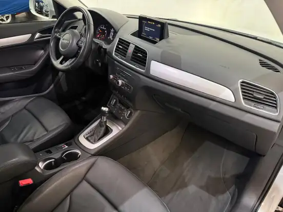 AUDI-Q3-2016