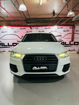 AUDI-Q3-2018