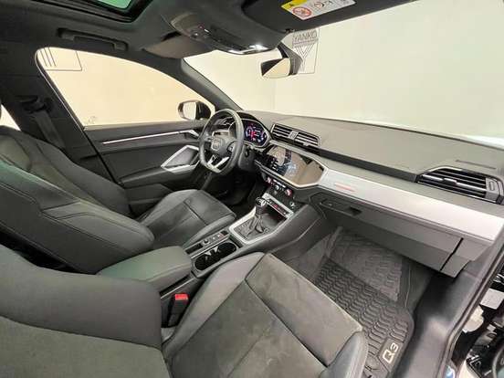 AUDI-Q3-2020